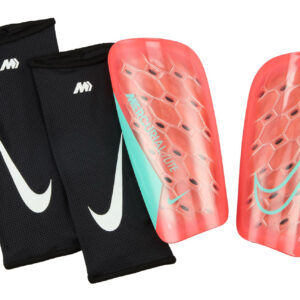 Ochraniacze Nike Mercurial Lite DN3611-850 Rozmiar XS (140-150cm)