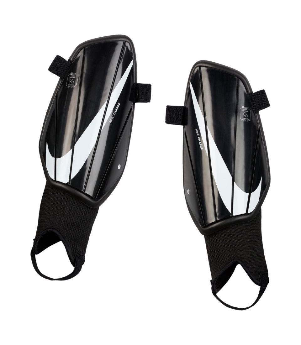 Ochraniacze Nike Charge SP2164-010